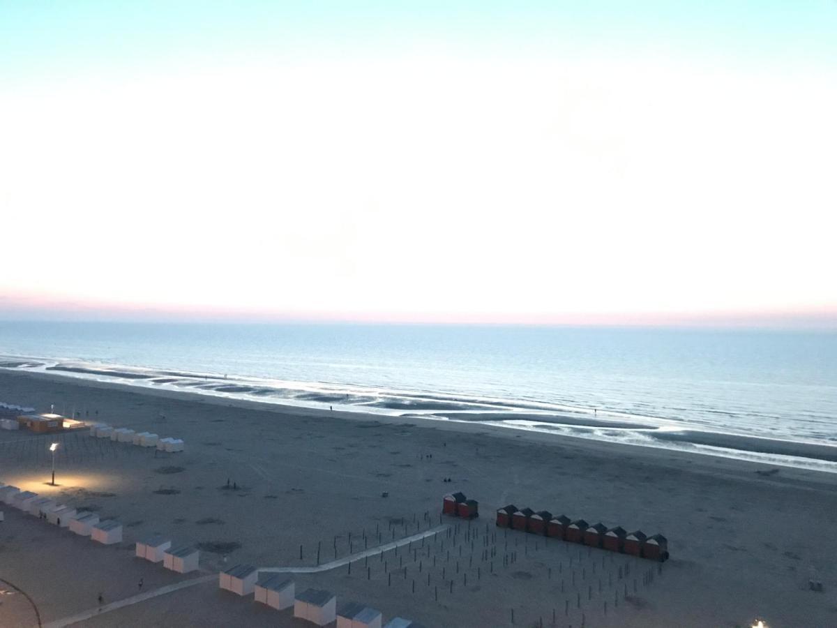Zeedijk44 - Frontal Sea View Penthouse Διαμέρισμα De Panne Εξωτερικό φωτογραφία